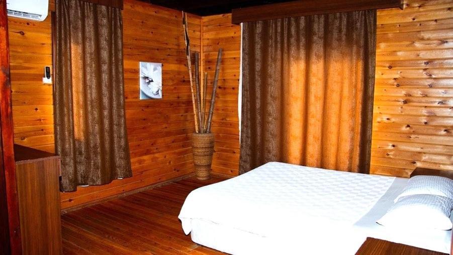 Zambak Holiday Village & Restaurant Superb Seafront Location ! Agios Georgios  Exterior foto